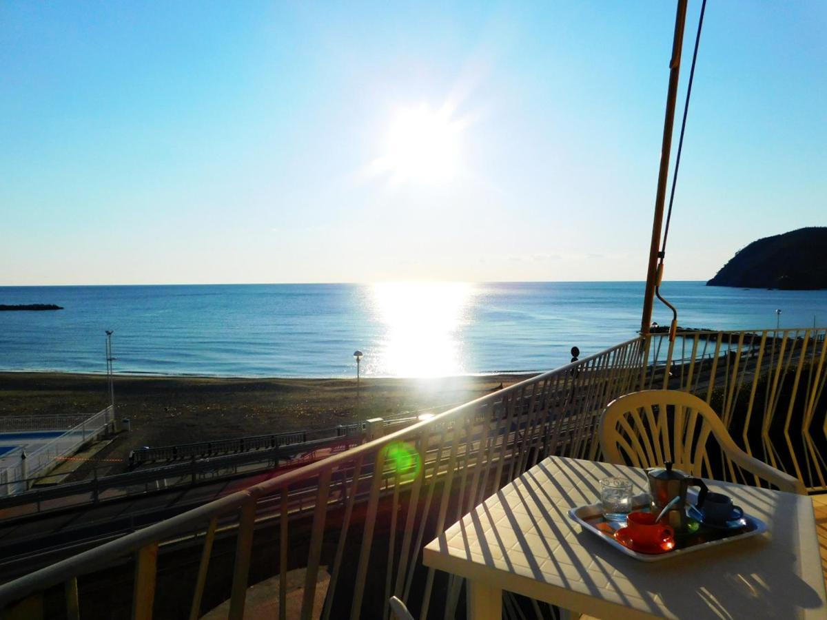 Trilocale Con Meravigliosa Vista Mare, Levanto Zewnętrze zdjęcie